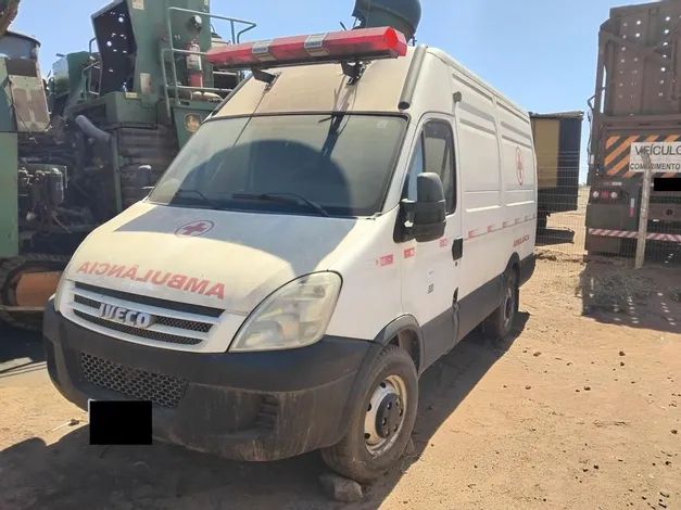 IVECO DAILY14 RONTAN AMB (AMBULÂNCIA), ANO 2011/2011